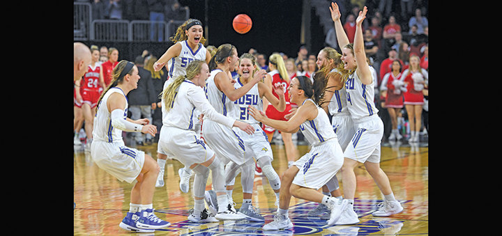 Early reveal UConn women not top seed; Baylor No. 1 overall
